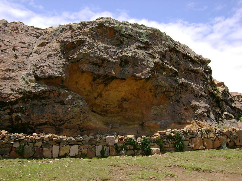 Figure 03: Titi Qala, the island location most sacred to the Incas, associated with the birth of the Sun.