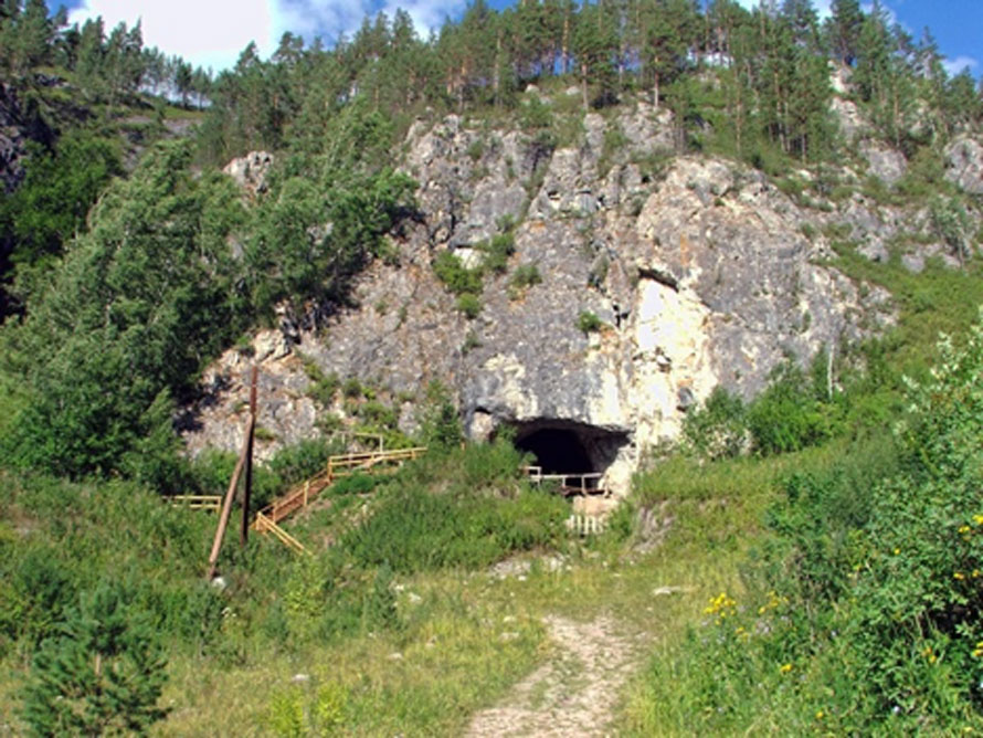 A bone needle dated to 50,000 years ago was discovered at the Altai Denisovan cave in 2016 which is the oldest needle ever discovered. (Демин Алексей Барнаул /  CC BY-SA 4.0)
