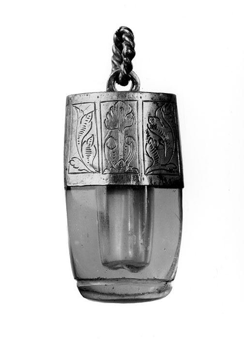 Amuletic flask or container of crystal with silver mount closing the flask. (Image: Wellcome Images)