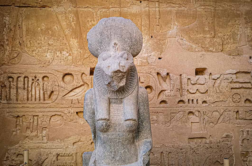 The Egyptian feline deities Sekhmet and Bastet entered the pantheon simultaneously as major asteroid hits.