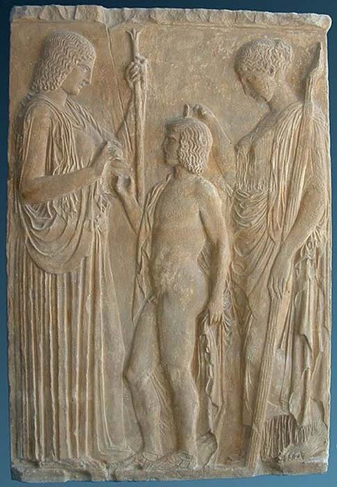 Copy of a votive relief found in Eleusis representing the Eleusinian deities in a scene of mysterious ritual, circa 440-430 BC (CC BY-SA 3.0)