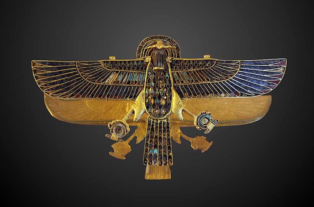 Ram-headed falcon amulet,	gold, lapis lazuli, turquoise and carnelian. (1254 BC) Department of Egyptian Antiquities of the Louvre (Rama/ CC BY-SA 3.0)