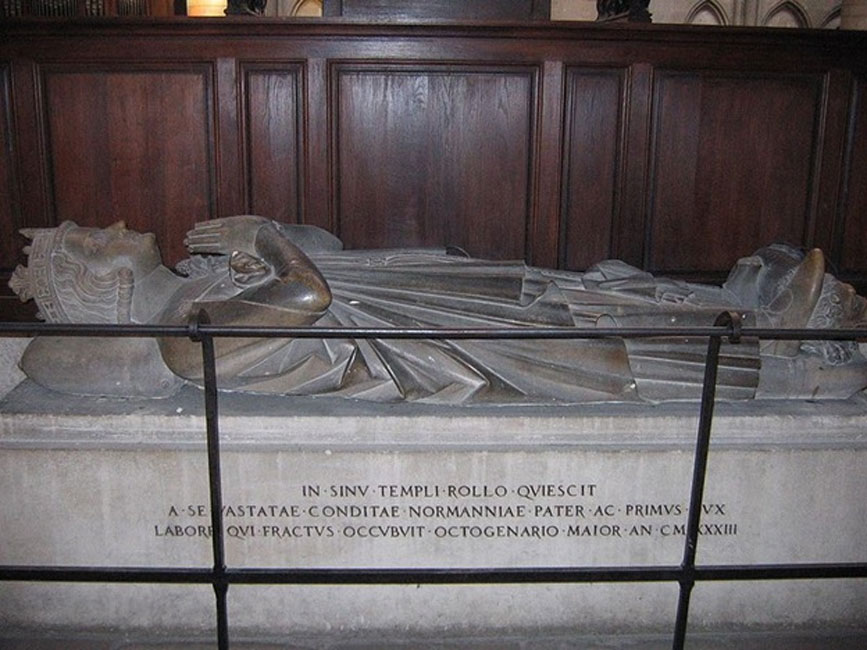 Grave of Rollo of Normandy, Duke of Normandy, at the cathedral of Rouen, Seine-Maritime. Rollon (Gange-Rolf) or Walking Rolf, born in Ålesund, at the west coast of Norway. (CC BY-SA 3.0))