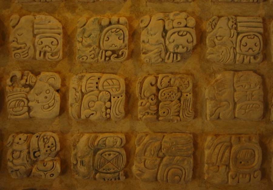 Maya stucco glyphs displayed in the museum at Palenque, Mexico. (Public Domain)