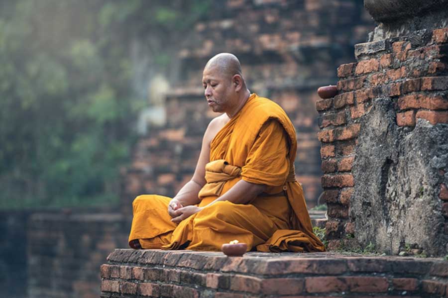 Meditate Zen Meditation Sitting Buddhist Monk (CC0)