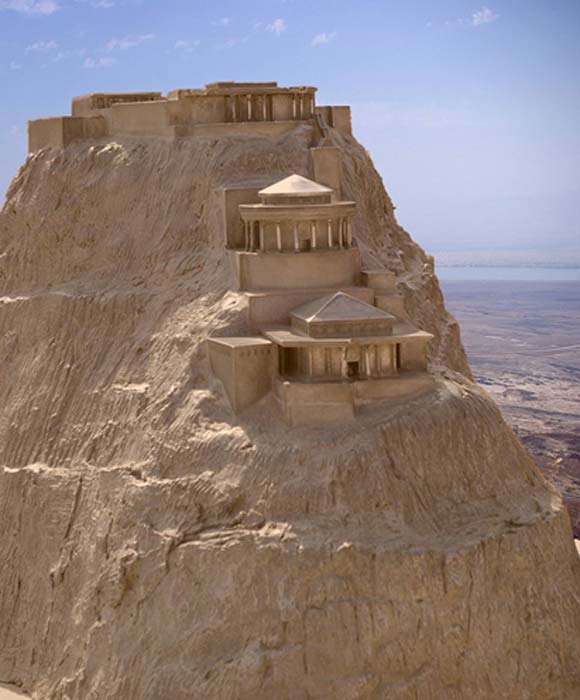 Model of the northern palace of Masada (Berthold Werner / Public Domain)