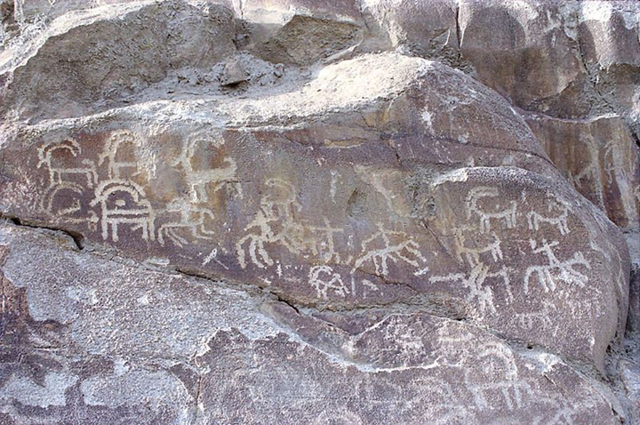 Petroglyphs in the Hunza Valley area. (jackylim/ CC BY-SA 3.0)