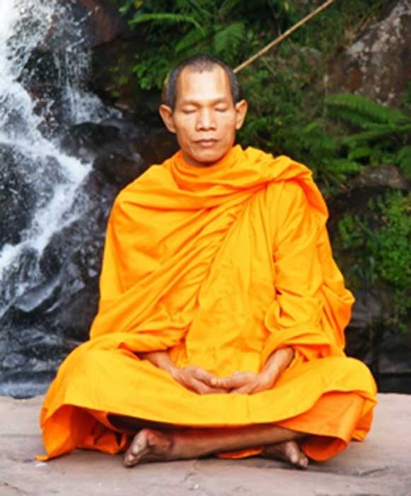 Phra Ajan Jerapunyo, Abbot of Watkungtaphao Buddhist monk in Phu Soidao. (CC BY-SA 3.0)