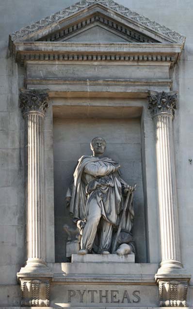 Statue of Pytheas outside the Palais de la Bourse, Marseilles. (CC BY-SA 3.0)