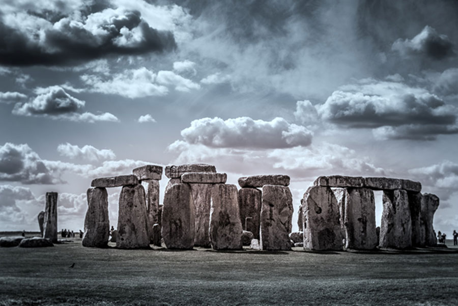 Stonehenge (LevT/ Adobe Stock)