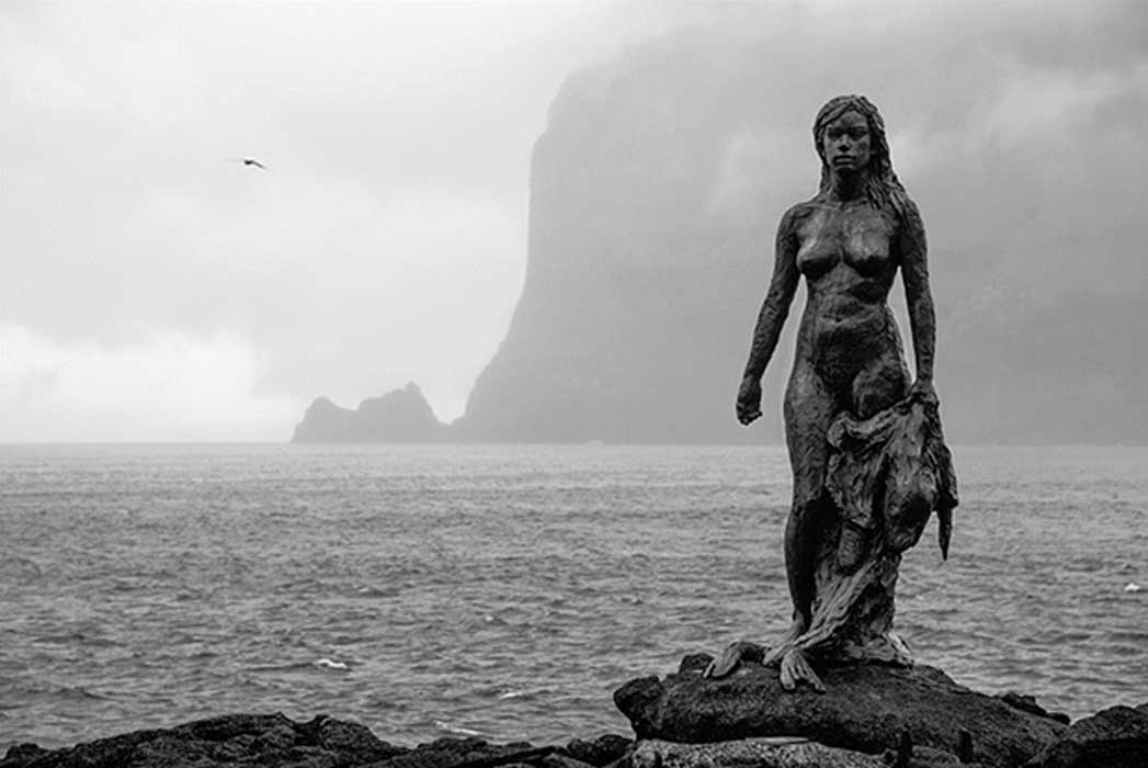 The statue of the selkie, Kópakonan, in Mikladalur, Faroe. (CC BY-SA 2.O)