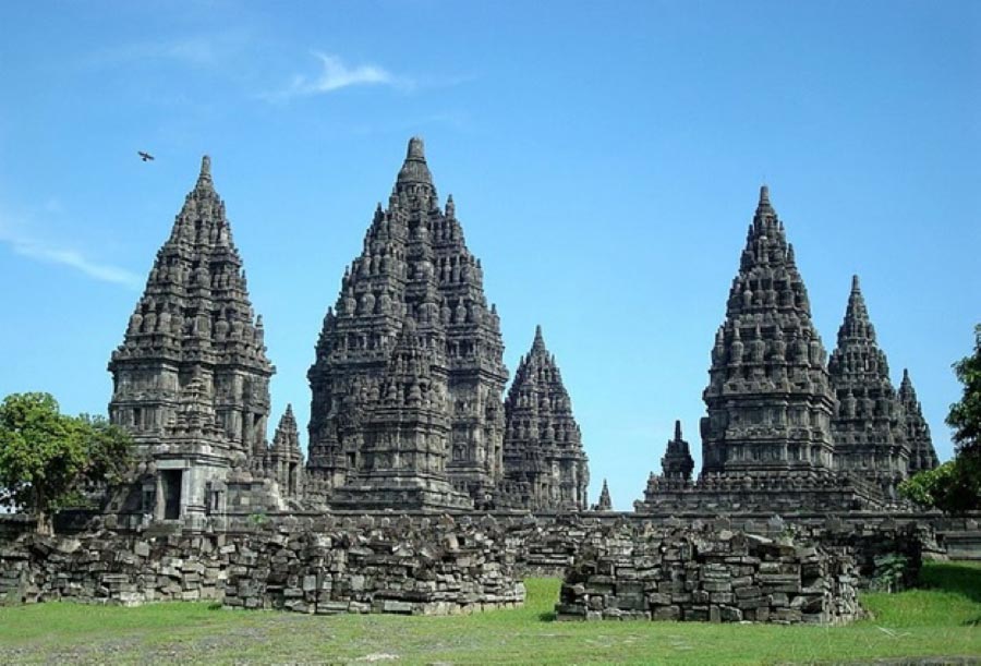 Yogyakarta Indonesia Prambanan-temple-complex ( Arabsalam / CC BY-SA 4.0)