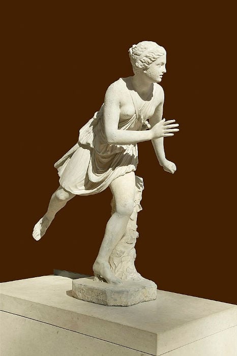 Roman copy of a Hellenistic statue of Atalanta.