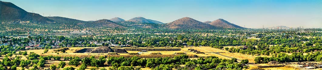 View of Teotihuacan in Mexico (Leonid Andronov/ Adobe Stock)