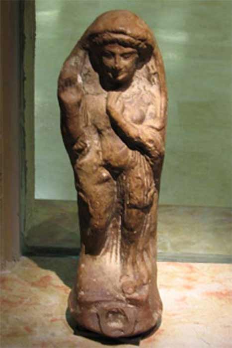 Asherah, Canaanites’ goddess of motherhood and fertility. (Matanya / CC BY-SA 3.0 )