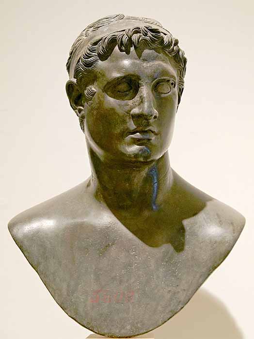 Bust of Ptolemy II Philadelphus. National Archaeological Museum, Naples (Marie-Lan Nguyen / CC BY-SA 2.5)