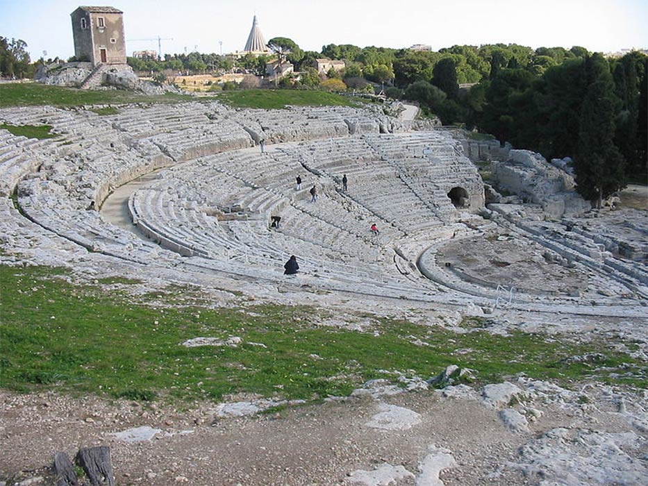 The theatre at Syracuse ( CC BY-SA 2.0)