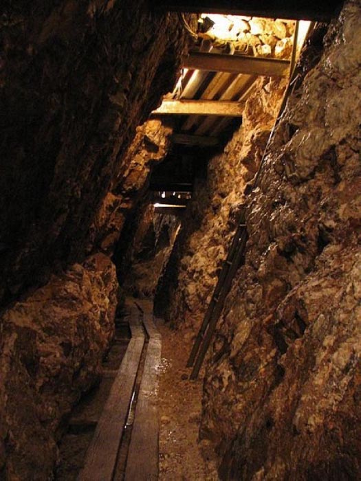 A reused ancient Celtic underground silver mine located in Baden-Württemberg, Germany. (Public Domain)