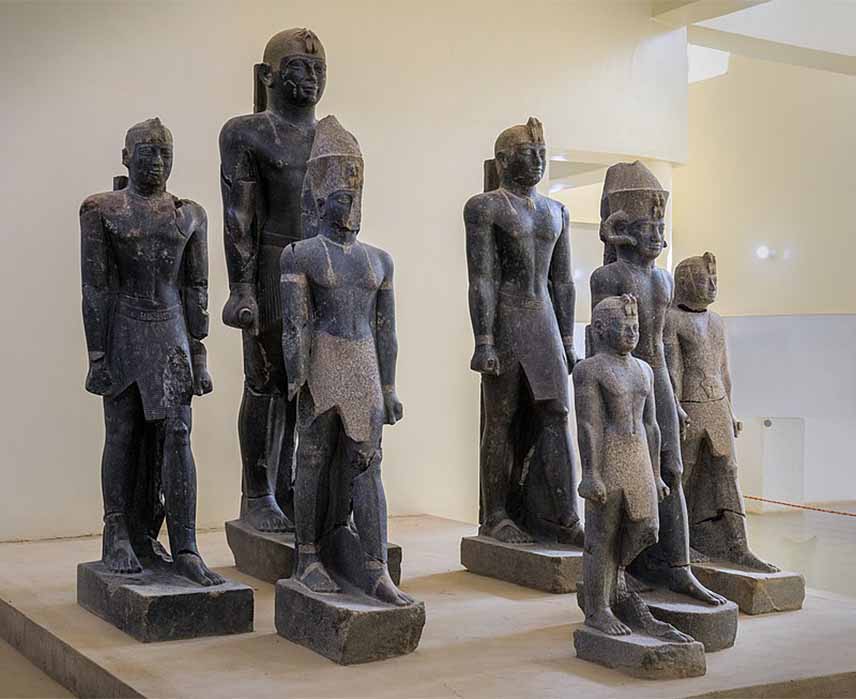 Statues of various rulers of the late 25th Dynasty–early Napatan period. From left to right: Tantamani, Taharqa (rear), Senkamanisken, again Tantamani (rear), Aspelta, Anlamani, again Senkamanisken. Kerma Museum (Matthias Gehricke / CC BY-SA 4.0)