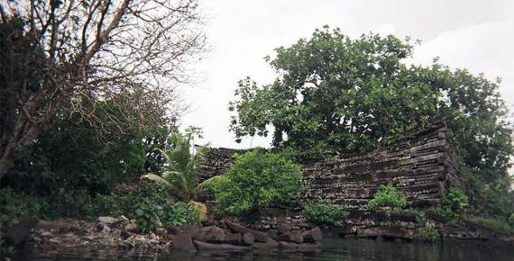 Nan Madol ruins on Pohnpei island. ( CC BY-SA 2.0)