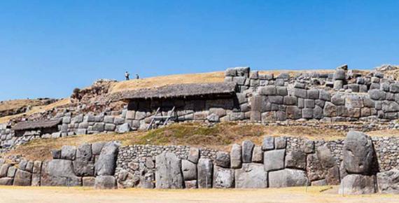 Panorama of Sacsayhuamán (Diego Delso/ CC BY-SA 4.0) 