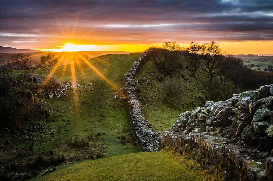 Hadrian's Wall, Northumberland (ColobusYeti / Adobe Stock)